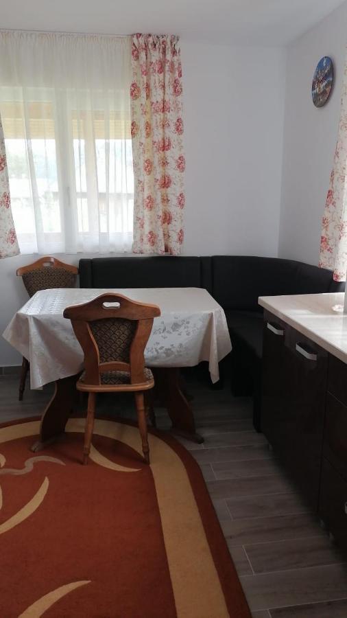 Cabanute Pitoresti Poiana Largului Holiday home